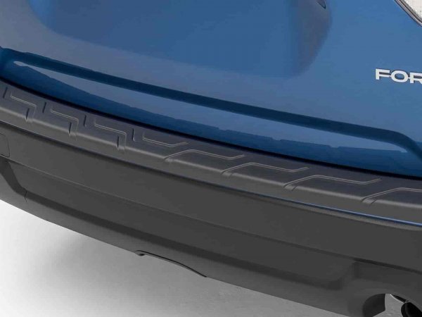 <p>protector bomper trasero</p>